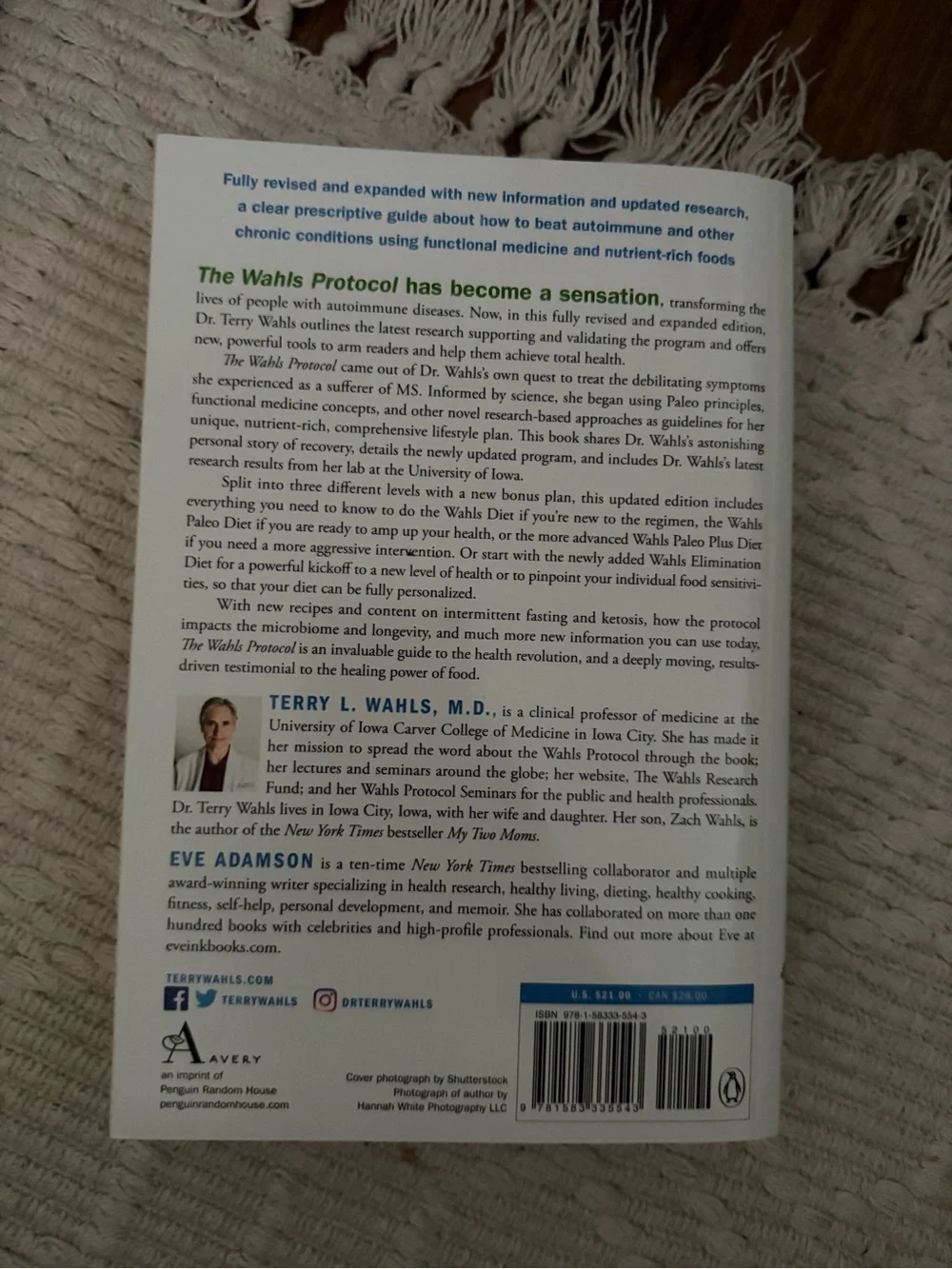 Avery White Spine Hardcover - The Wahls Protocol with Blue Accent